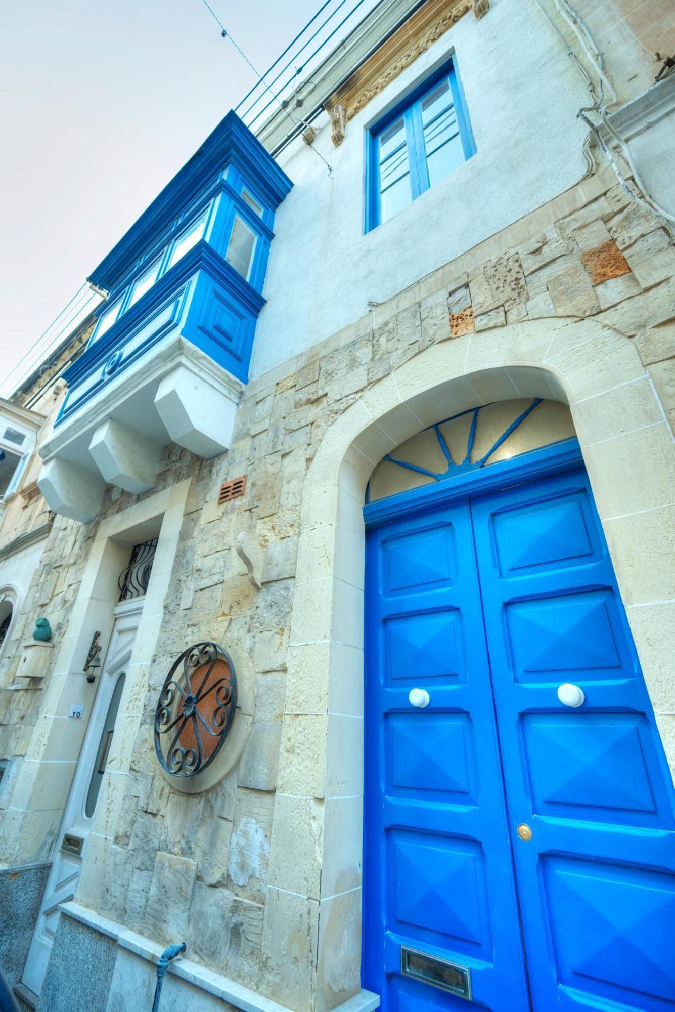 Seaview Sliema 30 Seconds To High Street & Ferry, 2X Double En-Suite Bedrooms, Modern Whole Traditional Townhouse, Kitchen, Living Area, & Roof Terrace Esterno foto