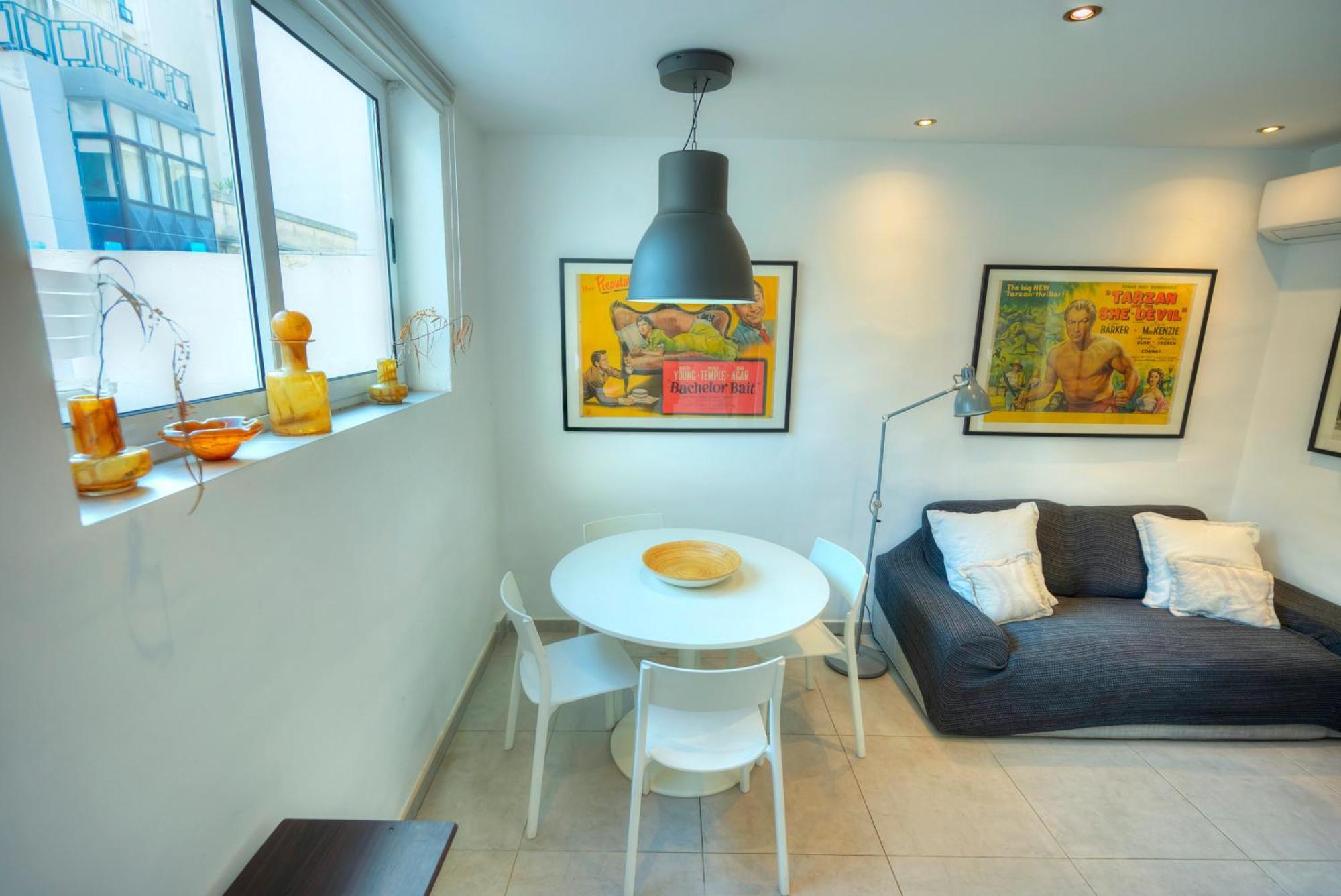 Seaview Sliema 30 Seconds To High Street & Ferry, 2X Double En-Suite Bedrooms, Modern Whole Traditional Townhouse, Kitchen, Living Area, & Roof Terrace Esterno foto